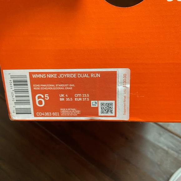 Women’s Nike Joy Ride Dual Run Tennis Shoes Pink - Picture 9 of 9